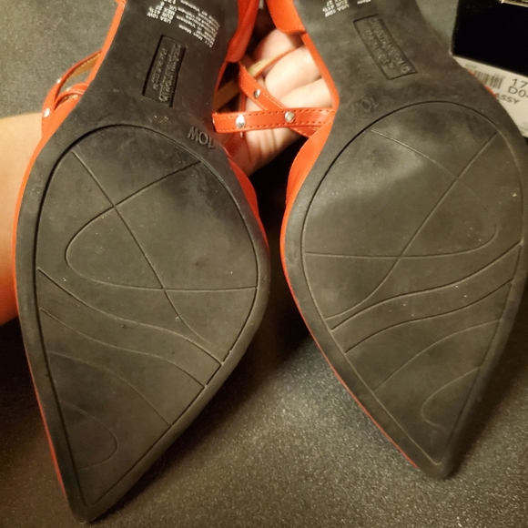 CHRISTIAN SIRIANO HEELS SIZE 10 WIDE - Picture 11 of 13